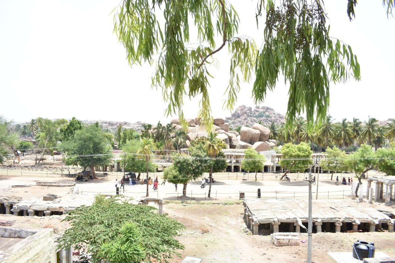 Ranjana Guesthouse Hampi Buitenkant foto